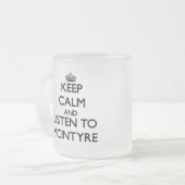 平静を保ち、Mcintyreに聞いて下さい フロストグラスマグカップ (正面左)