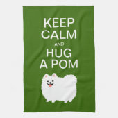 平静を保ち、Pom -かわいく白いポメラニア犬--を抱き締めて下さい キッチンタオル (縦)