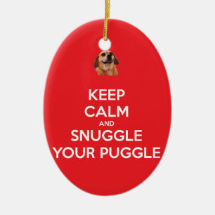 平静を保ち、Puggleのあなたのオーナメント-赤--に寄添って下さい セラミックオーナメント