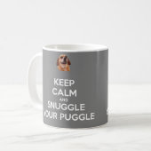 平静を保ち、Puggleのあなたのマグ-灰色--に寄添って下さい コーヒーマグカップ (正面左)