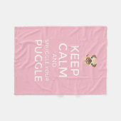 平静を保って下さい及びあなたのPuggle -カスタムな毛布--に寄添って下さい フリースブランケット (正面(横))