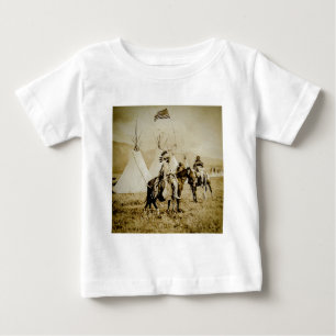 平頭のインディアンのヴィンテージのネイティブアメリカンの戦士 ベビーTシャツ
