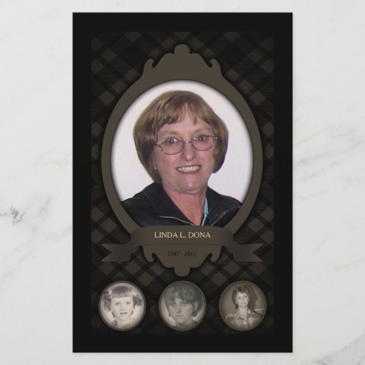 年々、写真による追悼のお知らせ (正面)