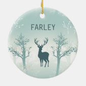 年と名前のパーソナライズ – 鹿と木のパターン セラミックオーナメント (裏面)