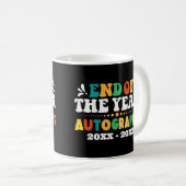 年のサインを消すパーソナライズされた コーヒーマグカップ (正面右)