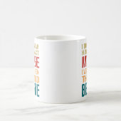 年の割りに合わぬ コーヒーマグカップ (中央)