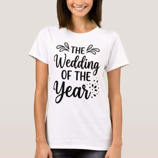 年の結婚式 エレガントな花嫁とエンゲージ Tシャツ (正面)