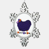 年の雄大なおもしろい夢 – 紫 スノーフレークピューターオーナメント (右)