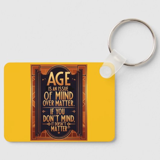 年は問題よりも気になる キーホルダー (正面)