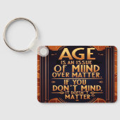 年は問題よりも気になる キーホルダー (裏面)