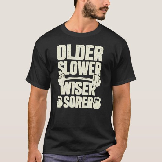 年をとった 筋トレ おやじギャグ メンズTシャツ Tシャツ (正面)