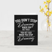 年を取るストップと踊りしない可愛いダン カード (黄色い花)