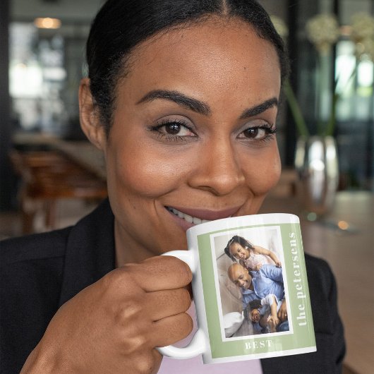 年最高の年の家族の写真シンプルコラージュのセージ コーヒーマグカップ