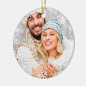 年次クリスマスの白い雪片のカスタム色 セラミックオーナメント (左)