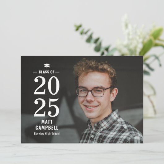 年無地の編集可能カラー卒業招待状 招待状 (スタンド正面)