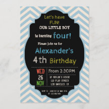 年齢の男の子のためのカラフルな誕生日の招待状