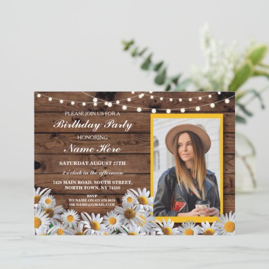年齢の誕生会のデイジーの木製の写真の招待30 招待状 (スタンド正面)