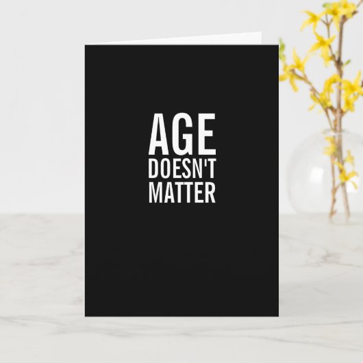 年齢はおもしろいな誕生日の挨拶状重要ではありません カード (黄色い花)