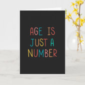 年齢は単なる番号の誕生日グリーティングカード カード (黄色い花)