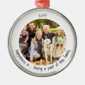 幸せがこの家族の可愛い写真の一部 メタルオーナメント (正面)
