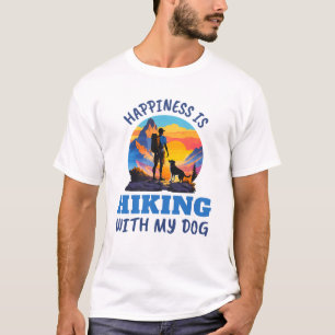 幸せが私の犬とハイキング Tシャツ
