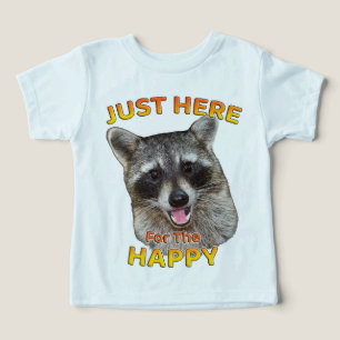 幸せなアライグマ幼児のTシャツのためにちょうどここに