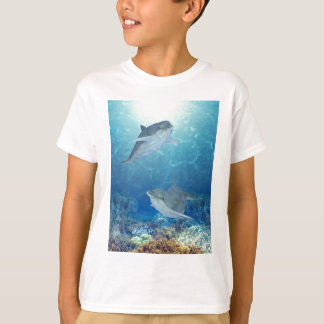 幸せなイルカ Tシャツ