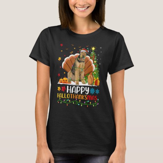 幸せなエアデールテリア犬 Hellothanksmas Tシャツ (正面)