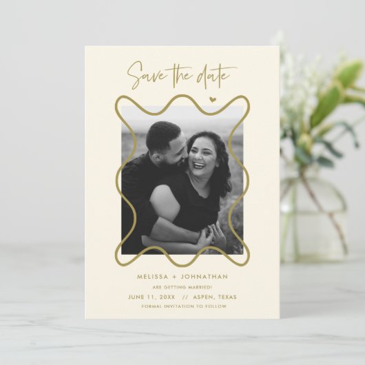 幸せなカップルがお知らせ ウェディングのご案内 セーブザデート (スタンド正面)