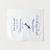 幸せなカップルと一緒に冒険が始まるウェディングコ タペストリー (正面(横))