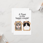 幸せなカップルの猫のおもしろい婚約結婚に乾杯 カード (正面/裏面インサイチュ)