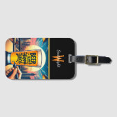 幸せなジュースを一口に楽しめる街並み夕日 ラゲッジタグ (正面横)