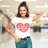 幸せなバレンタインデーハート赤い白い花 Tシャツ