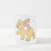 幸せなブラウン犬のTシャツおよびギフト フロストグラスマグカップ (中央)