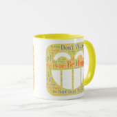 幸せなマグカップを心配しない マグカップ (正面右)