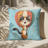 幸せな三毛猫の空の冒険イラスト クッション