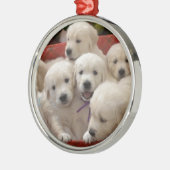 幸せな休日のゴールデン・リトリーバーの子犬 メタルオーナメント (左)