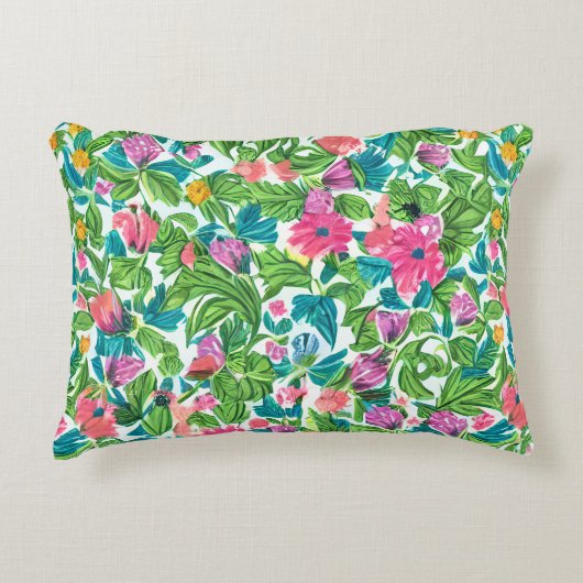 幸せな夏の庭の緑とピンクのフローラ アクセントクッション (正面)