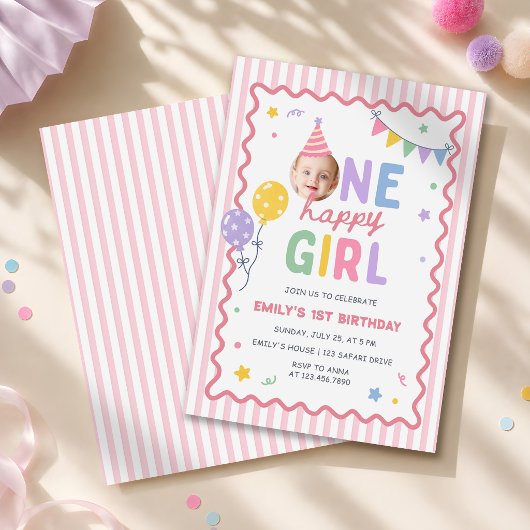 幸せな女の子のピンクカラフル1歳の誕生日 招待状