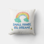 幸せな子供の日スモールハンズ、大きな夢 クッション (正面)