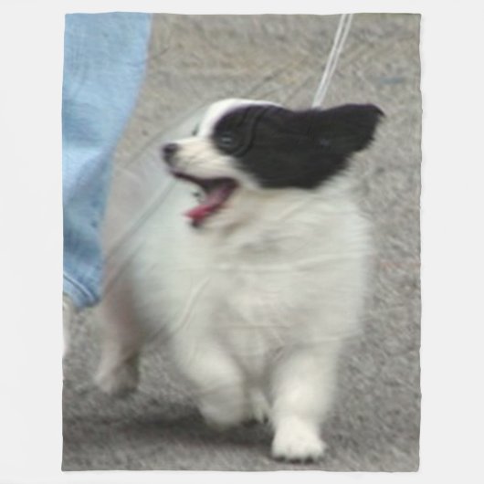 幸せな子犬 フリースブランケット (正面)