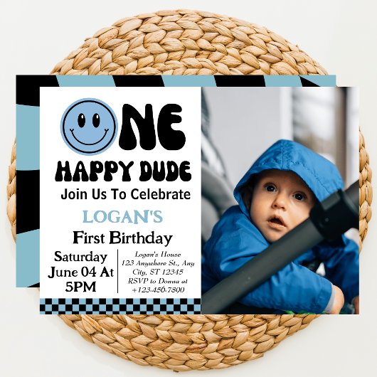 幸せな少年1歳の誕生日フォト 招待状