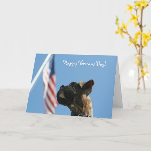幸せな復員軍人の日のボクサーの子犬の挨拶状 カード (黄色い花)