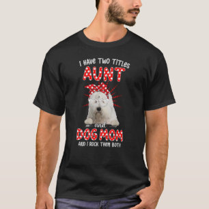 幸せな母の日おばと犬の2つのタイトルを持っている Tシャツ