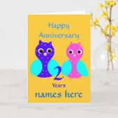 幸せな第2記念日のかわいいフクロウのカップルはカスタマイズ カード (黄色い花)