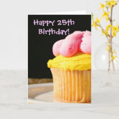 幸せな第25誕生日のカップケーキの挨拶状 カード (黄色い花)