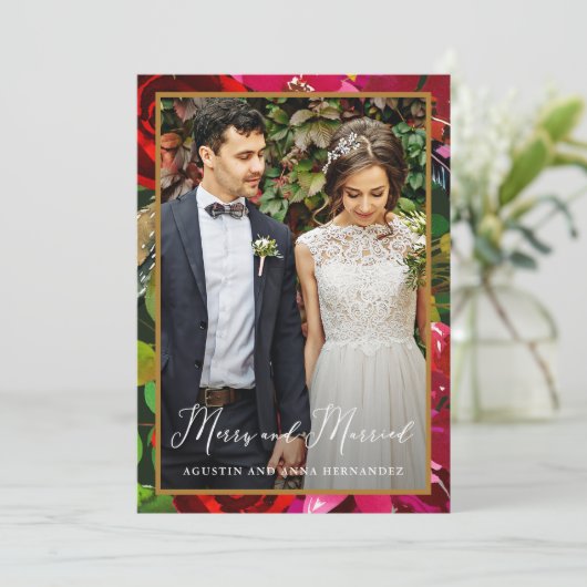 幸せな結婚の花のある緑のホリデーグリーティング シーズンカード (スタンド正面)