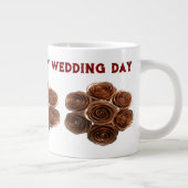 幸せな結婚式の日を祈る ジャンボコーヒーマグカップ (右)