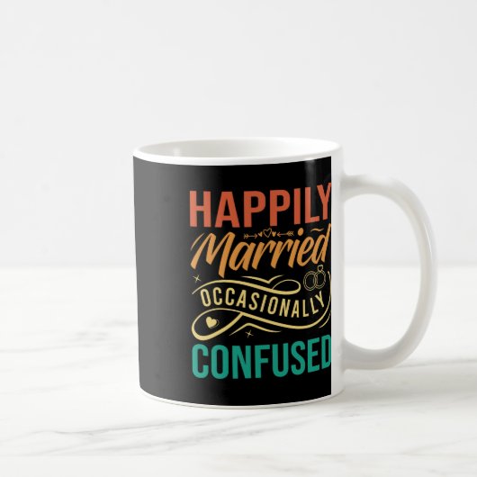 幸せな結婚生活 - 時々混乱 コーヒーマグカップ (右)