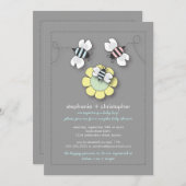 幸せな蜂家族は男の子のためのベビーシャワーをつなぎます 招待状 (正面/裏面)